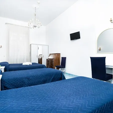 フォンタナ ホテル