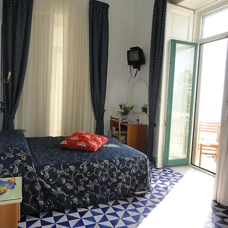 Fontana Amalfi