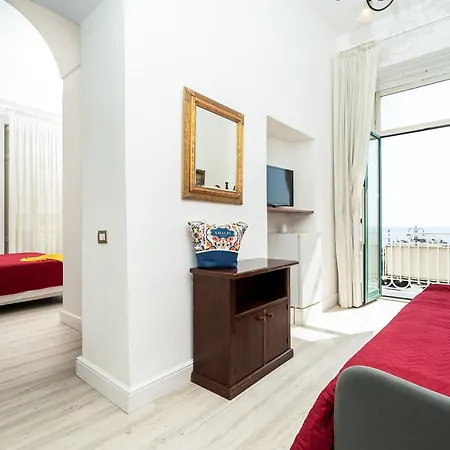 Fontana Hotel 3*