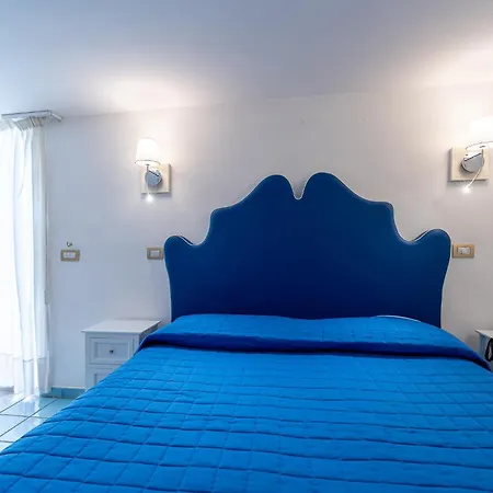 Fontana 3*