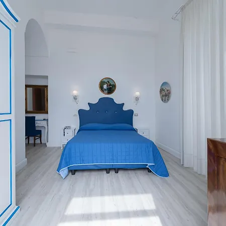 Fontana Amalfi