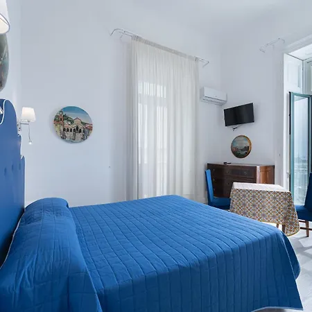 Hotel Fontana 3*