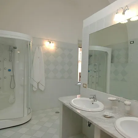 Hotel Fontana 3*